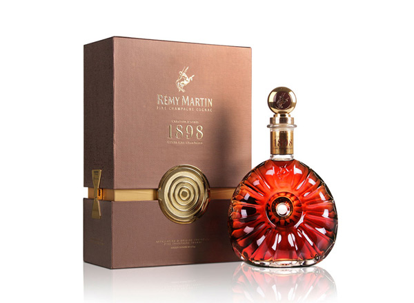 齐齐哈尔回收人头马1898（RémyMartin Vintage）优质香槟区干邑白兰地洋酒行情价格