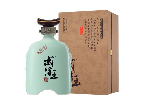 齐齐哈尔武陵酒武陵王回收武陵王文王/武王53度500ml礼盒装行情价格