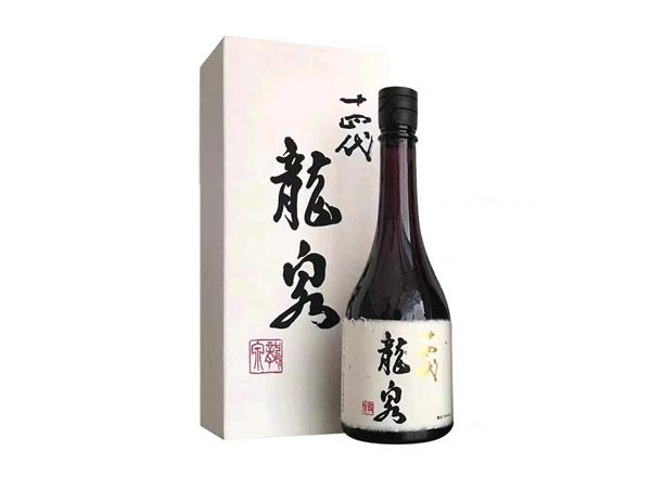齐齐哈尔十四代龙泉回收十四代清酒龍泉纯米大吟酿日本清酒