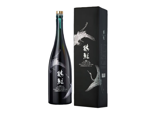 齐齐哈尔鹤驻12年黄酒回收鹤驻新花雕12年700ML黄酒礼盒